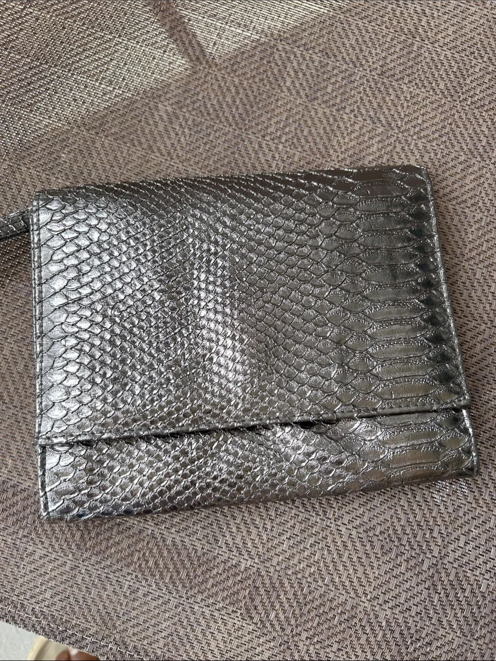 NIEMAN MARCUS Metallic faux snakeskin  Wristlet Clutch - Silver